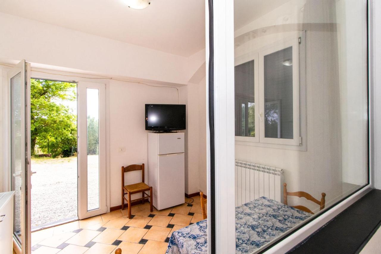 Chiavari Cozy Apartments In Villa With Shared Garden & Parking Exteriör bild